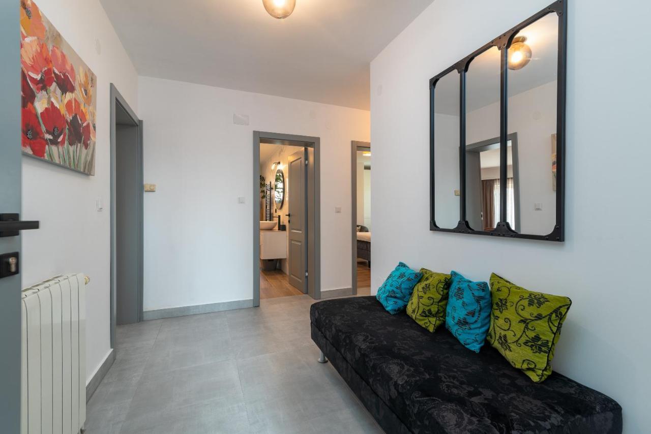 Apartment Kambel Kaštela Екстериор снимка