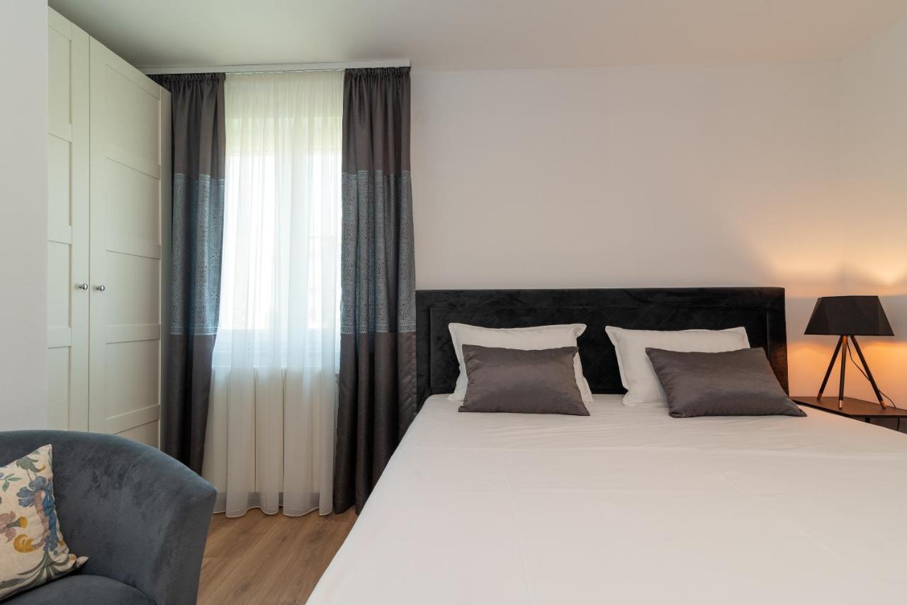 Apartment Kambel Kaštela Екстериор снимка