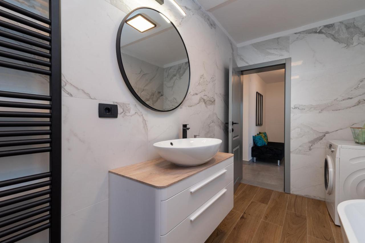 Apartment Kambel Kaštela Екстериор снимка